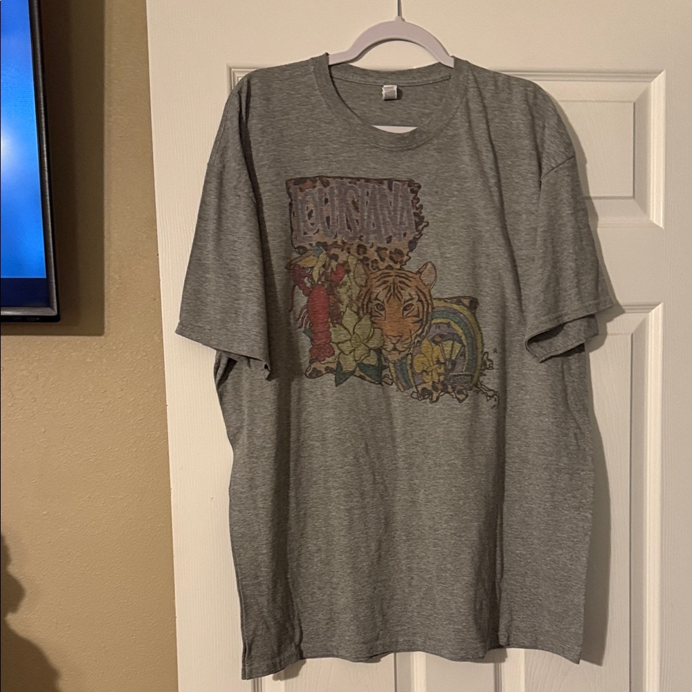 Gray Graphic Unisex Shirt